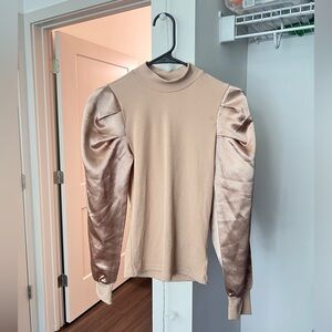 ribbed tan/ gold blouse with puff sleeves